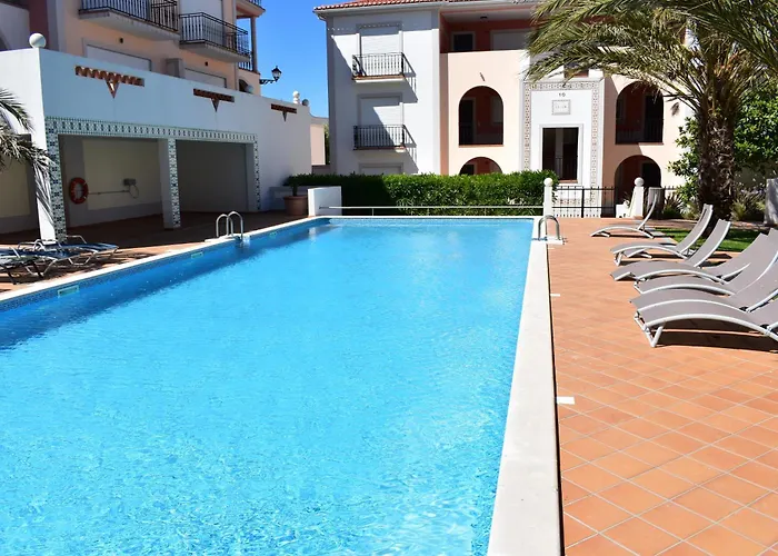 T3 Terraco E Piscina Del Rey Obidos C14 * Amoreira (Leiria)